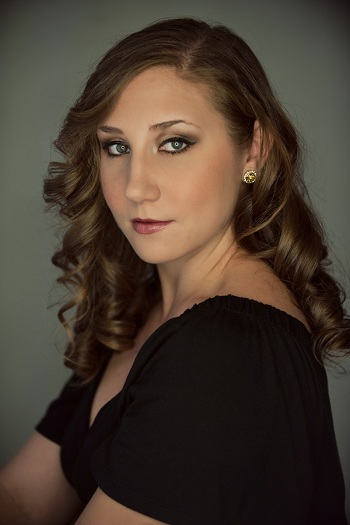 Laura Wilde headshot Laura Wilde headshot